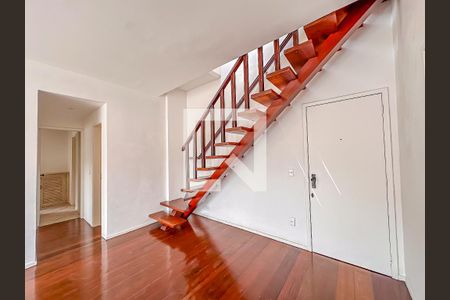 Sala de apartamento para alugar com 2 quartos, 200m² em Laranjeiras, Rio de Janeiro