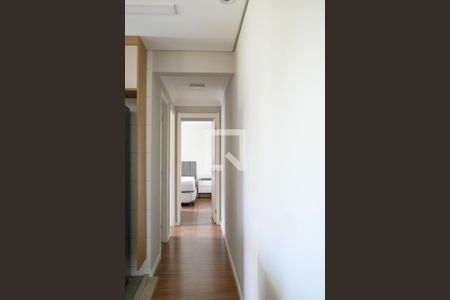 Corredor de apartamento para alugar com 2 quartos, 49m² em Jardim Celeste, São Paulo