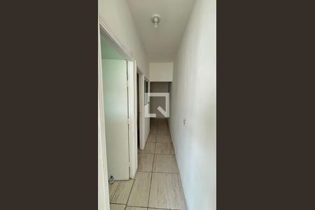 Corredor de apartamento para alugar com 2 quartos, 60m² em Jardim Las Vegas, Santo André
