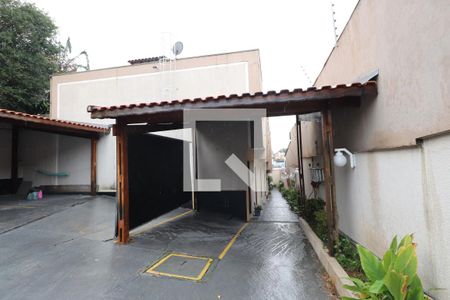 Casa de condomínio à venda com 56m², 2 quartos e 1 vagaEntrada