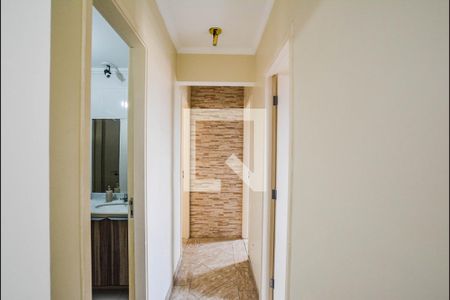 Corredor de apartamento para alugar com 3 quartos, 72m² em Vila Helena, Santo André