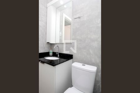 Banheiro de apartamento para alugar com 1 quarto, 30m² em Centro Histórico, Porto Alegre