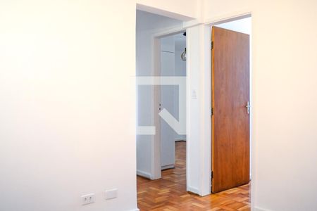 Sala de apartamento para alugar com 2 quartos, 42m² em Liberdade, São Paulo