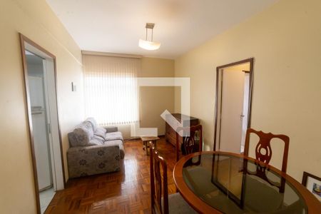 Sala de apartamento para alugar com 2 quartos, 120m² em Lourdes, Belo Horizonte