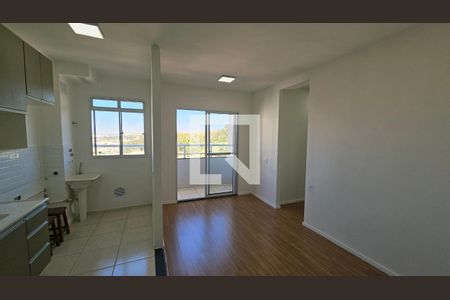 Sala de apartamento para alugar com 3 quartos, 54m² em Vila Rio Branco, Jundiaí