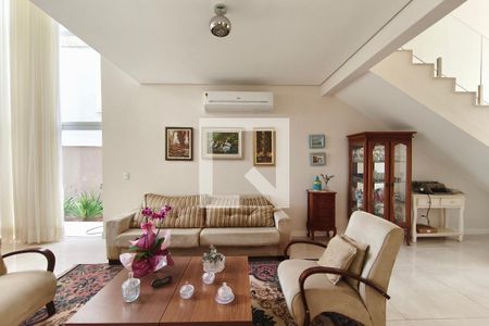 Sala de Estar de casa de condomínio à venda com 3 quartos, 280m² em Swiss Park, Campinas