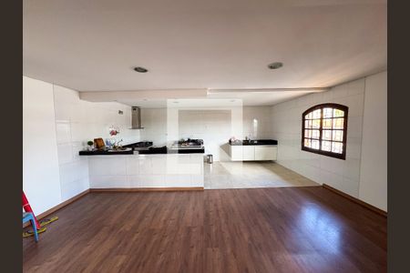 Sala de casa para alugar com 2 quartos, 123m² em Novo Progresso, Contagem