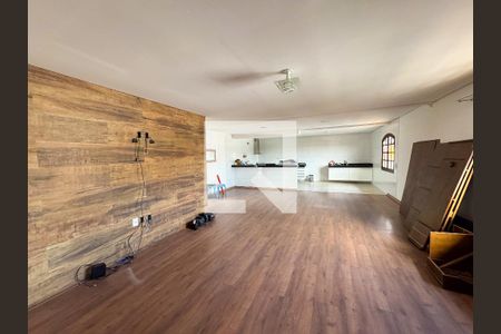 Sala de casa para alugar com 2 quartos, 123m² em Novo Progresso, Contagem