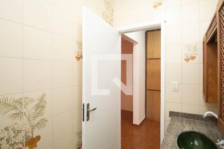 Lavabo de casa à venda com 3 quartos, 162m² em Parque Vitoria, São Paulo