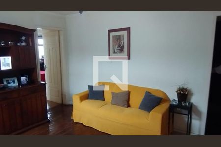 Casa à venda com 6 quartos, 200m² em Floresta, Belo Horizonte