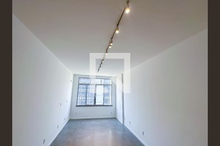 Studio de kitnet/studio para alugar com 1 quarto, 34m² em Centro, Rio de Janeiro