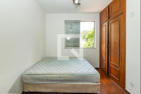 Quarto 2 de apartamento para alugar com 3 quartos, 90m² em Coração Eucarístico, Belo Horizonte
