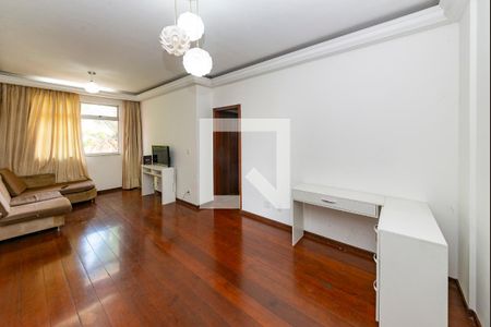 Sala de apartamento para alugar com 3 quartos, 90m² em Coração Eucarístico, Belo Horizonte