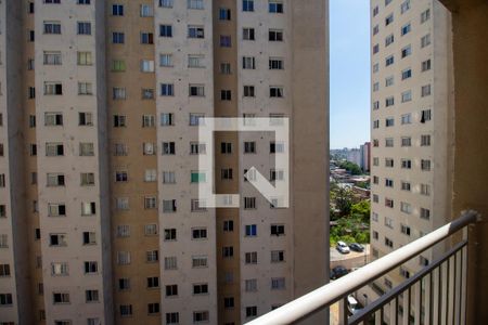 Varanda de apartamento para alugar com 2 quartos, 48m² em Vila Carmosina, São Paulo