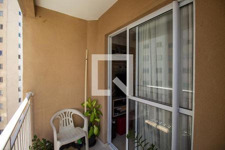 Varanda de apartamento para alugar com 2 quartos, 48m² em Vila Carmosina, São Paulo