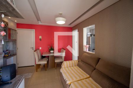 Sala de apartamento para alugar com 2 quartos, 48m² em Vila Carmosina, São Paulo