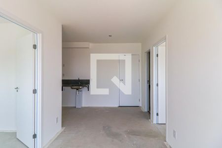 Sala/Cozinha de apartamento à venda com 2 quartos, 39m² em Vila Sonia, São Paulo