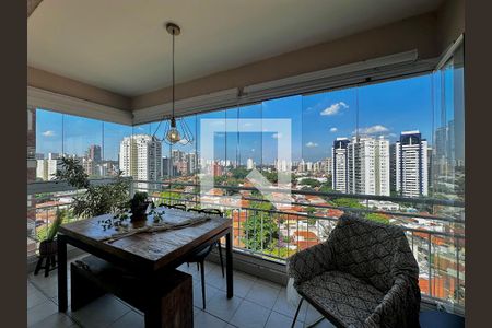 Sacada de apartamento para alugar com 2 quartos, 63m² em Santo Amaro, São Paulo