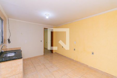 Cozinha de casa para alugar com 1 quarto, 30m² em Vila Tolstoi, São Paulo