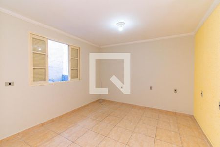 Sala / Quarto de casa para alugar com 1 quarto, 30m² em Vila Tolstoi, São Paulo