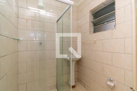 Banheiro de casa para alugar com 1 quarto, 30m² em Vila Tolstoi, São Paulo