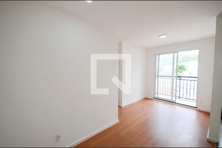 Sala de apartamento para alugar com 2 quartos, 47m² em São Francisco Xavier, Rio de Janeiro