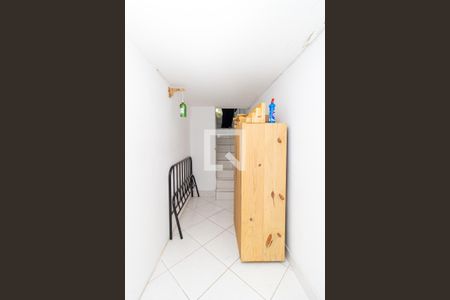 Corredor - Quarto 2 de casa à venda com 2 quartos, 107m² em Vila Mazzei, São Paulo