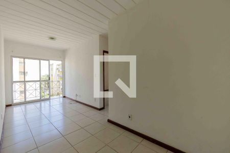 Sala de apartamento para alugar com 2 quartos, 65m² em Vargem Pequena, Rio de Janeiro