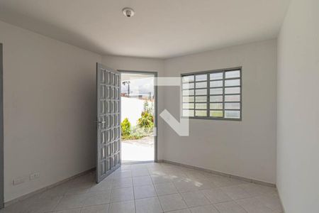 Sala de casa para alugar com 2 quartos, 48m² em Boqueirão, Curitiba