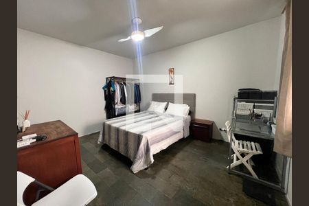 Quarto 01 de apartamento para alugar com 2 quartos, 70m² em Anil, Rio de Janeiro