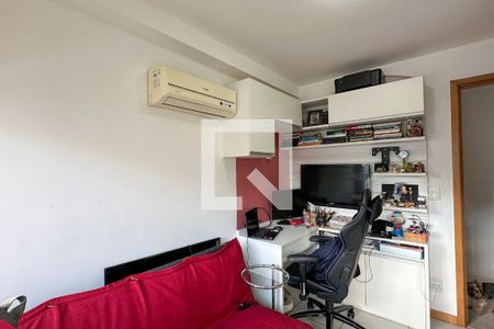 Quarto 01 de apartamento para alugar com 3 quartos, 80m² em Botafogo, Rio de Janeiro