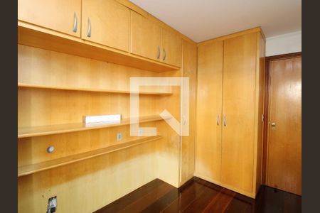 Quarto 1 de apartamento à venda com 3 quartos, 97m² em Vila Paiva, São Paulo