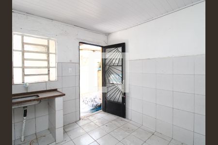 Cozinha de casa para alugar com 1 quarto, 30m² em Jardim Tremembe, São Paulo