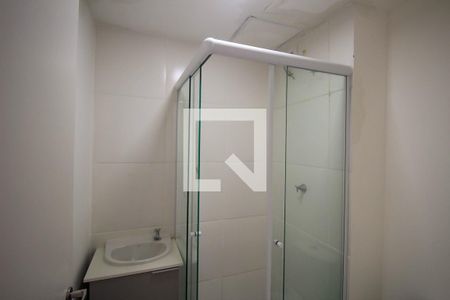 Banheiro de apartamento para alugar com 1 quarto, 15m² em Vila Santa Clara, São Paulo