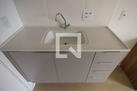 Cozinha de apartamento para alugar com 1 quarto, 15m² em Vila Santa Clara, São Paulo