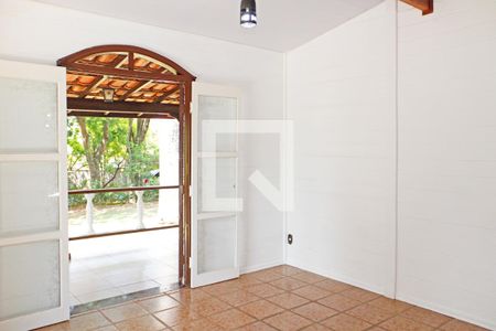 Sala de casa de condomínio para alugar com 3 quartos, 235m² em Loteamento Banespa, Vinhedo