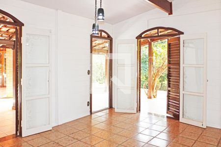 Sala de casa de condomínio para alugar com 3 quartos, 235m² em Loteamento Banespa, Vinhedo