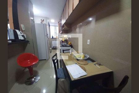 Apartamento à venda com 2 quartos, 66m² em Copacabana, Rio de Janeiro