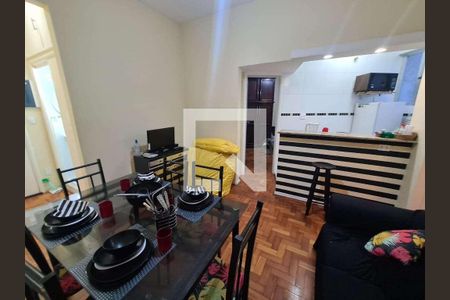 Apartamento à venda com 2 quartos, 50m² em Copacabana, Rio de Janeiro
