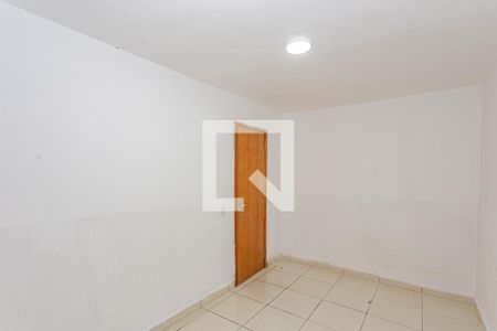 Quarto de casa para alugar com 1 quarto, 40m² em Jardim Maria Estela, São Paulo