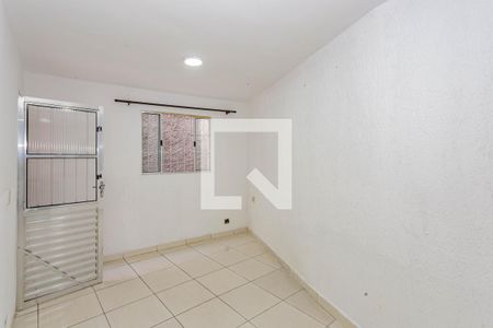Sala de casa para alugar com 1 quarto, 40m² em Jardim Maria Estela, São Paulo