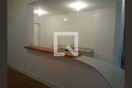 Apartamento à venda com 2 quartos, 130m² em Leme, Rio de Janeiro