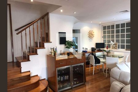 Casa à venda com 2 quartos, 322m² em Leblon, Rio de Janeiro
