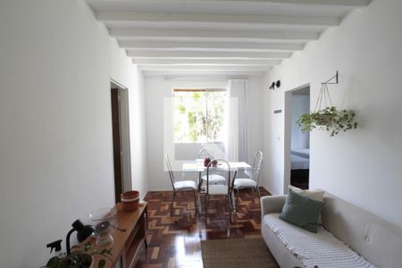 Sala de apartamento à venda com 2 quartos, 50m² em Havaí, Belo Horizonte