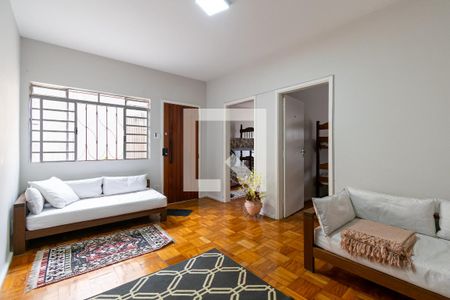 Sala de casa para alugar com 2 quartos, 70m² em Jardim Oriental, São Paulo