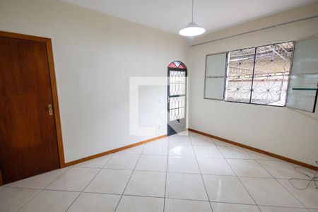 Sala de casa para alugar com 1 quarto, 58m² em Vila Nova, Rio de Janeiro
