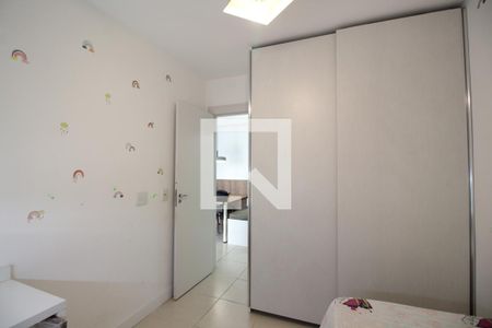 Quarto 1 de apartamento para alugar com 2 quartos, 60m² em Jacarepaguá, Rio de Janeiro