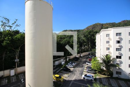 Sala - Vista de apartamento para alugar com 2 quartos, 60m² em Jacarepaguá, Rio de Janeiro
