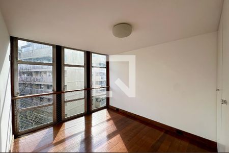 Quarto 2 de apartamento para alugar com 3 quartos, 118m² em Botafogo, Rio de Janeiro
