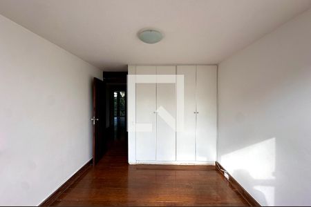 Quarto 1 de apartamento para alugar com 3 quartos, 118m² em Botafogo, Rio de Janeiro